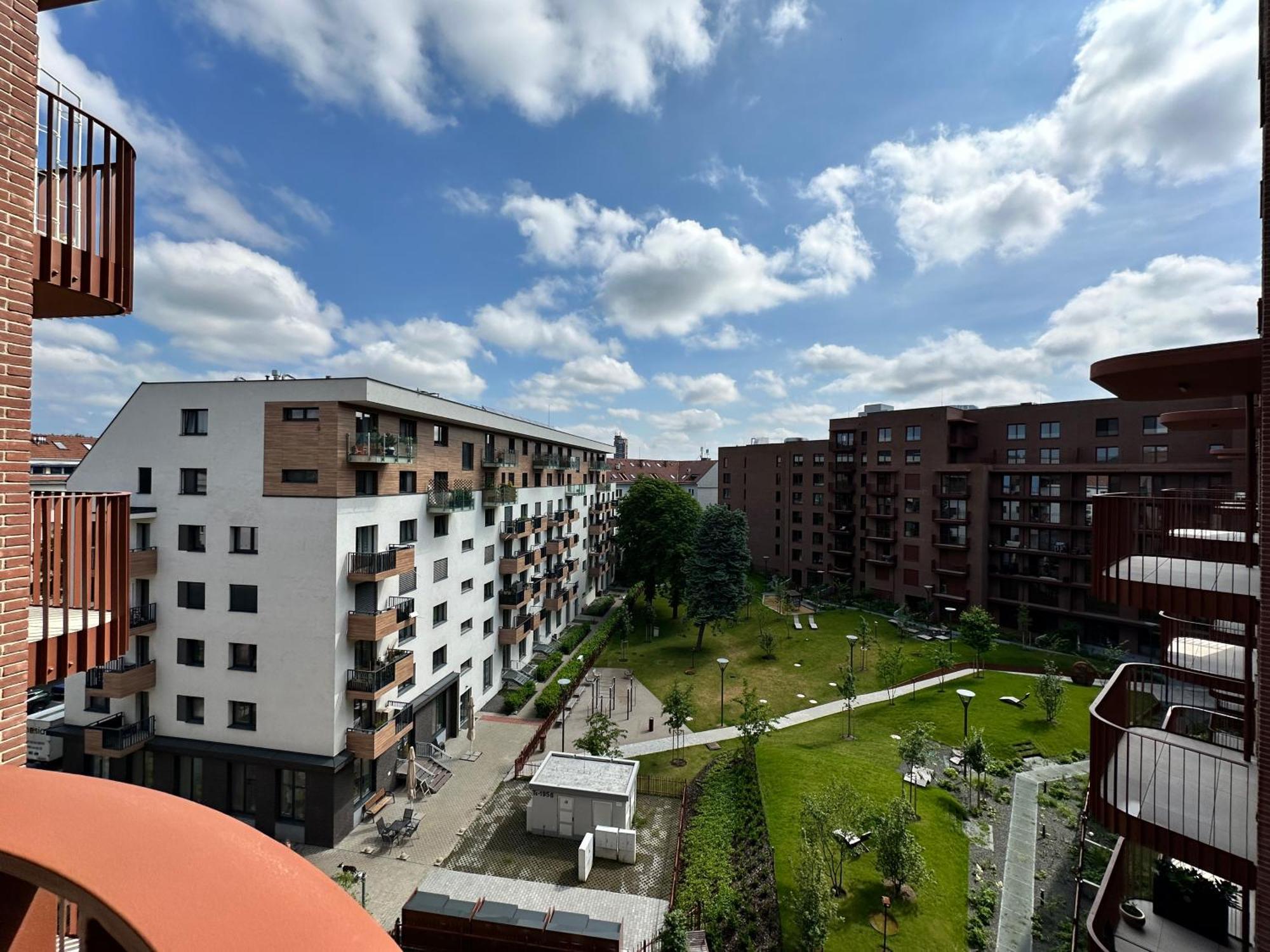 Zwirn1, Uplne Nove, Parkovanie, Klimatizacia, Братислава Экстерьер фото